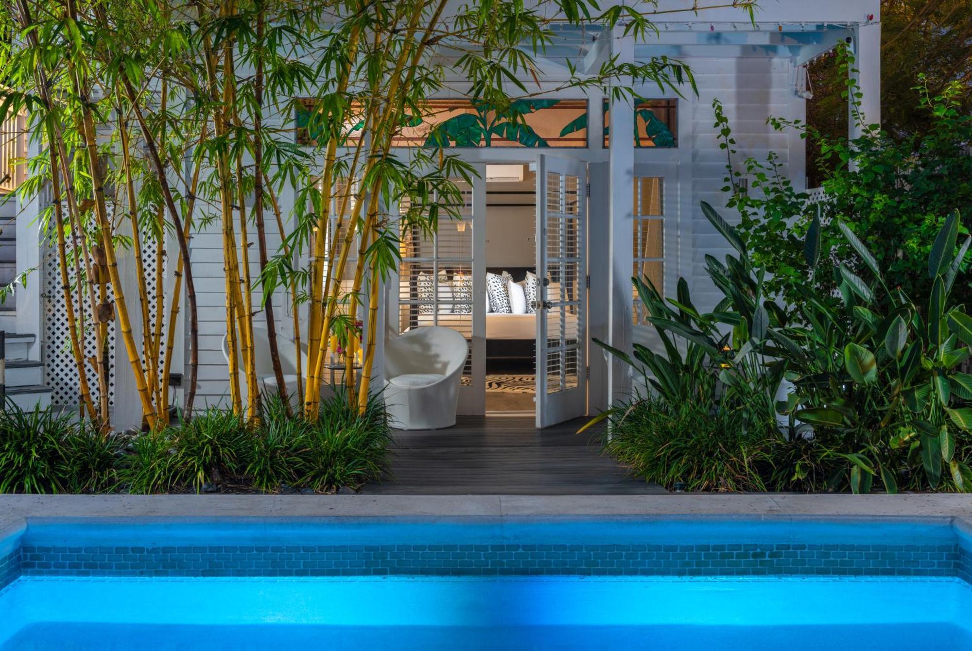 Alexander'S Guesthouse-Adult Exclusive, Lgbtq Friendly Key West Exterior photo