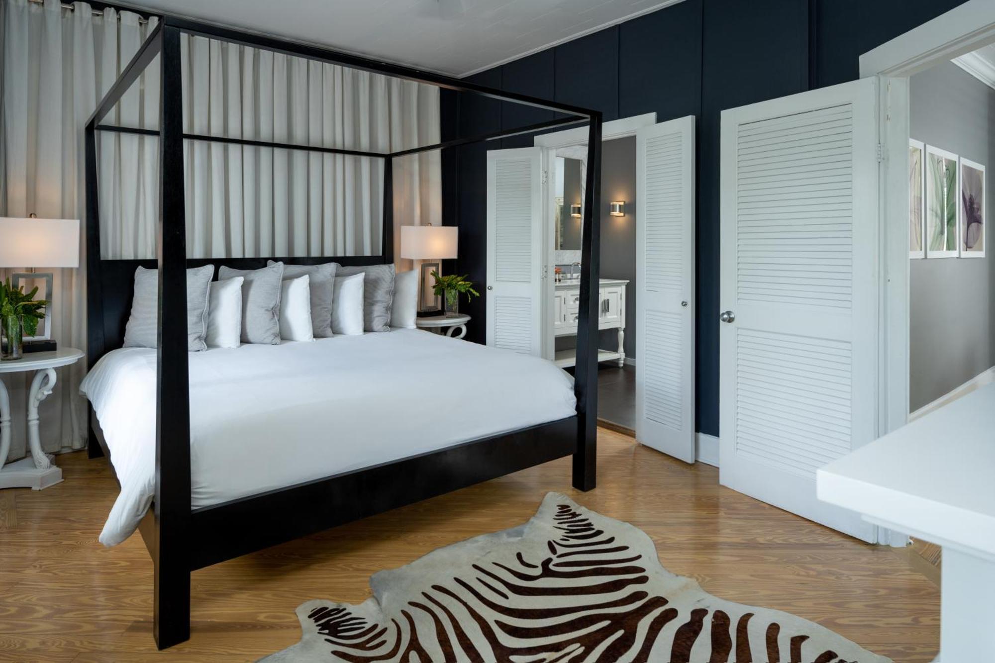Alexander'S Guesthouse-Adult Exclusive, Lgbtq Friendly Key West Room photo