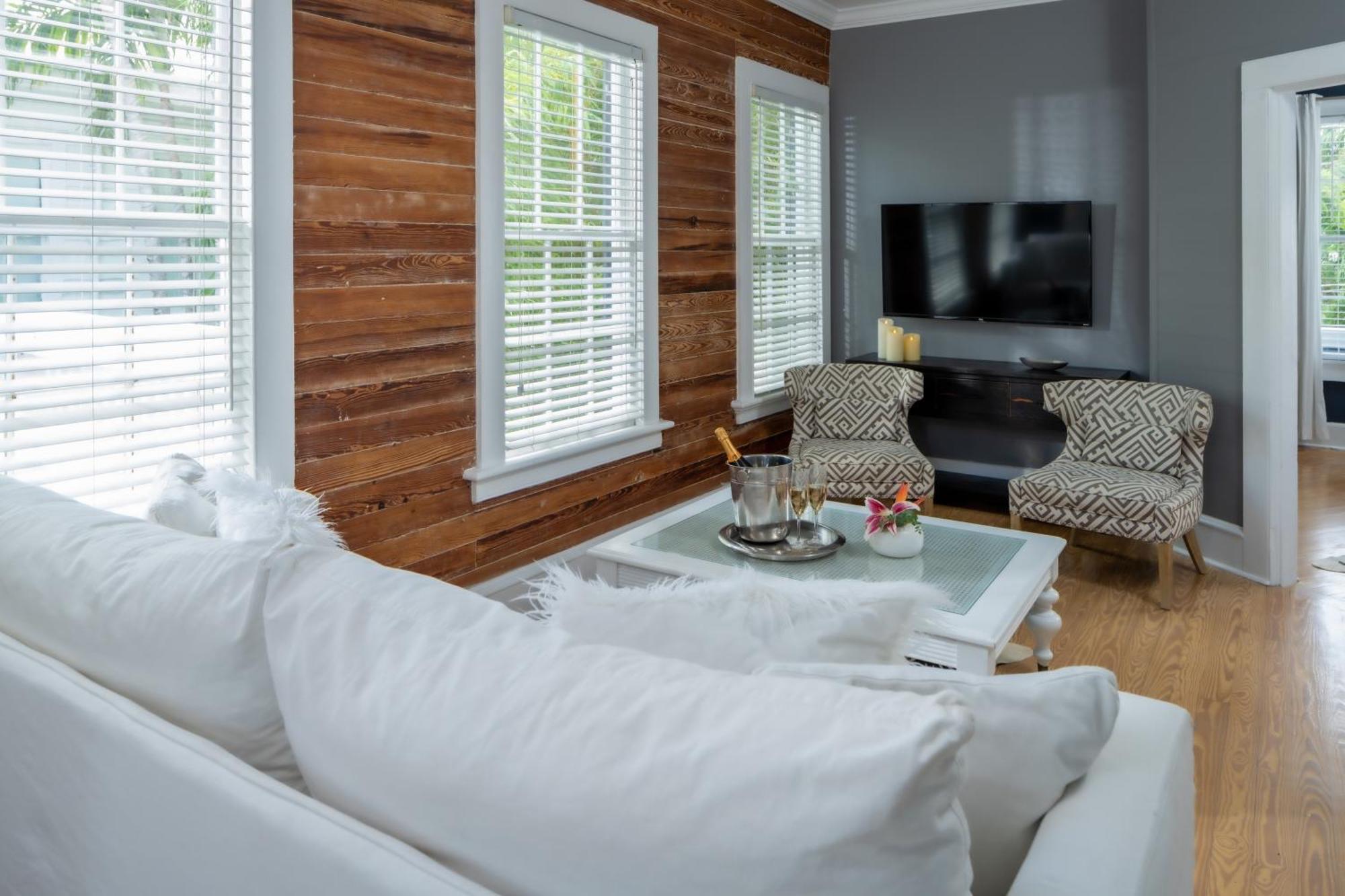 Alexander'S Guesthouse-Adult Exclusive, Lgbtq Friendly Key West Room photo