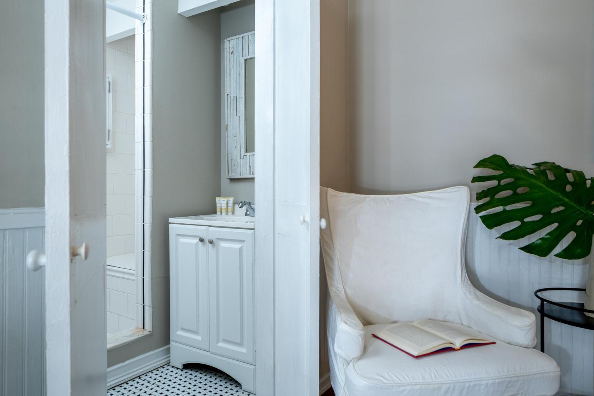 Alexander'S Guesthouse-Adult Exclusive, Lgbtq Friendly Key West Room photo