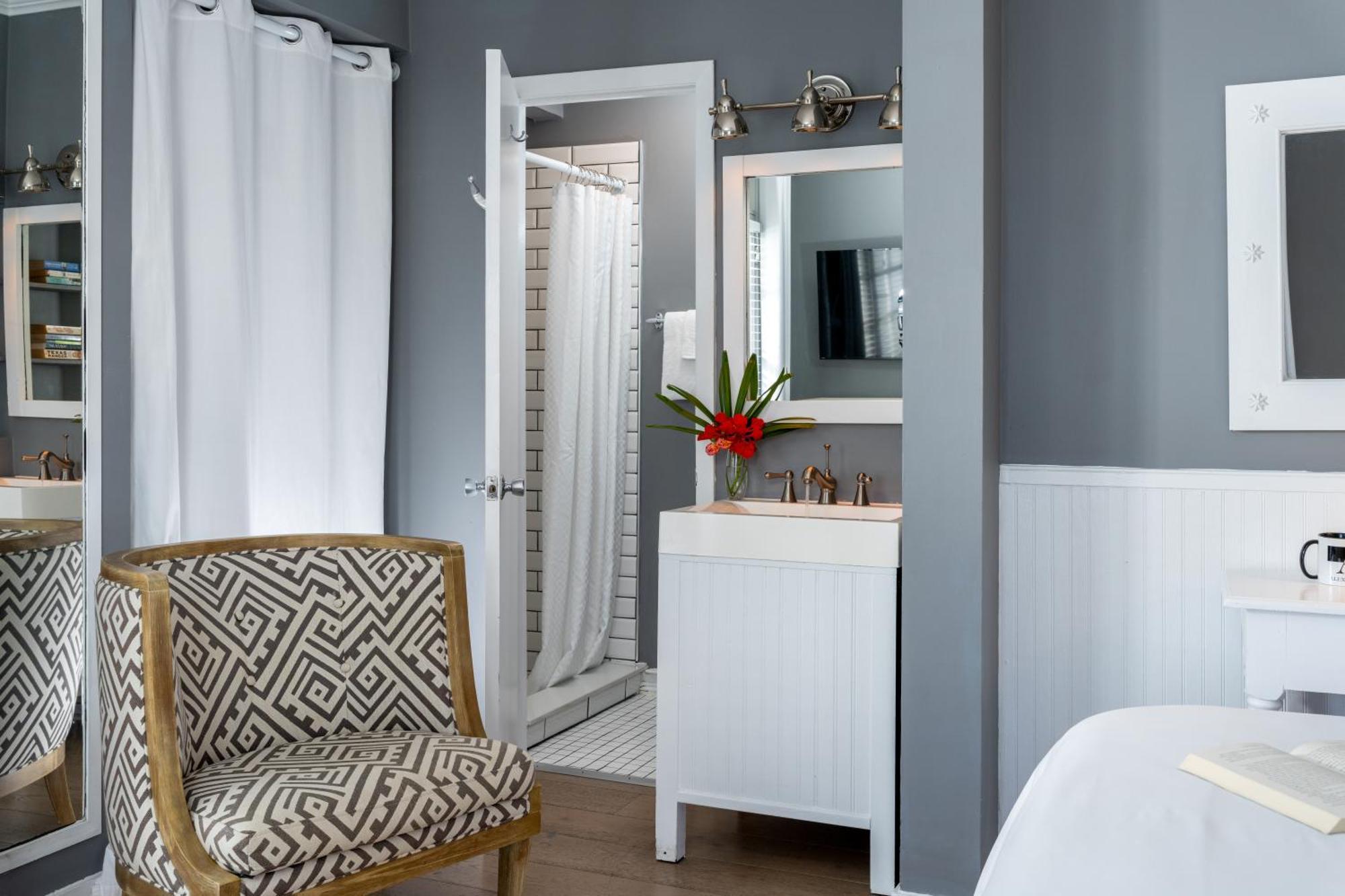 Alexander'S Guesthouse-Adult Exclusive, Lgbtq Friendly Key West Room photo