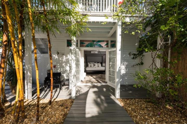 Alexander'S Guesthouse-Adult Exclusive, Lgbtq Friendly Key West Room photo